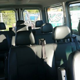 Sitze von Mietbus